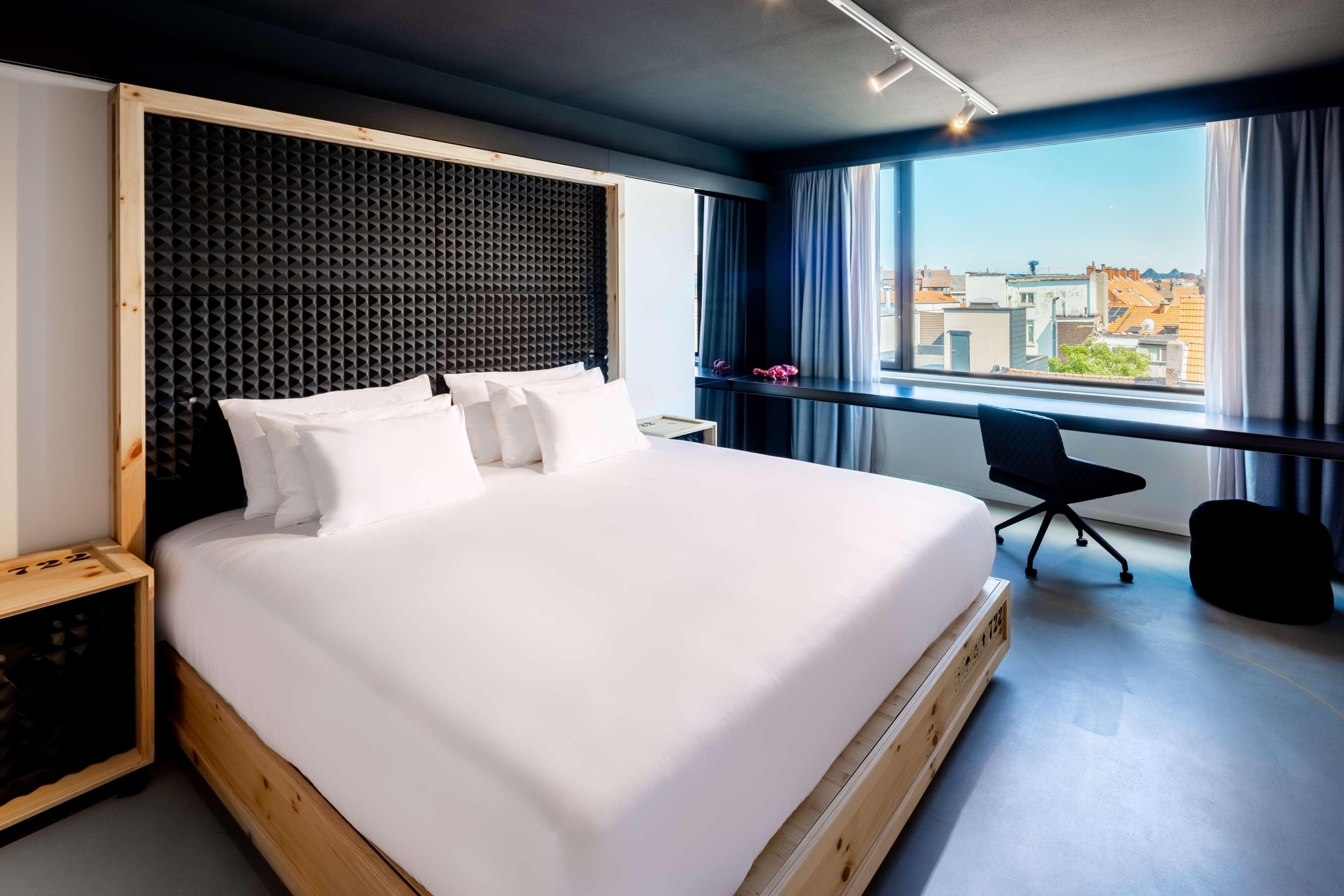 นาว บรัสเซลส์ บลูม Hotel Saint-Josse-ten-Noode ภายนอก รูปภาพ