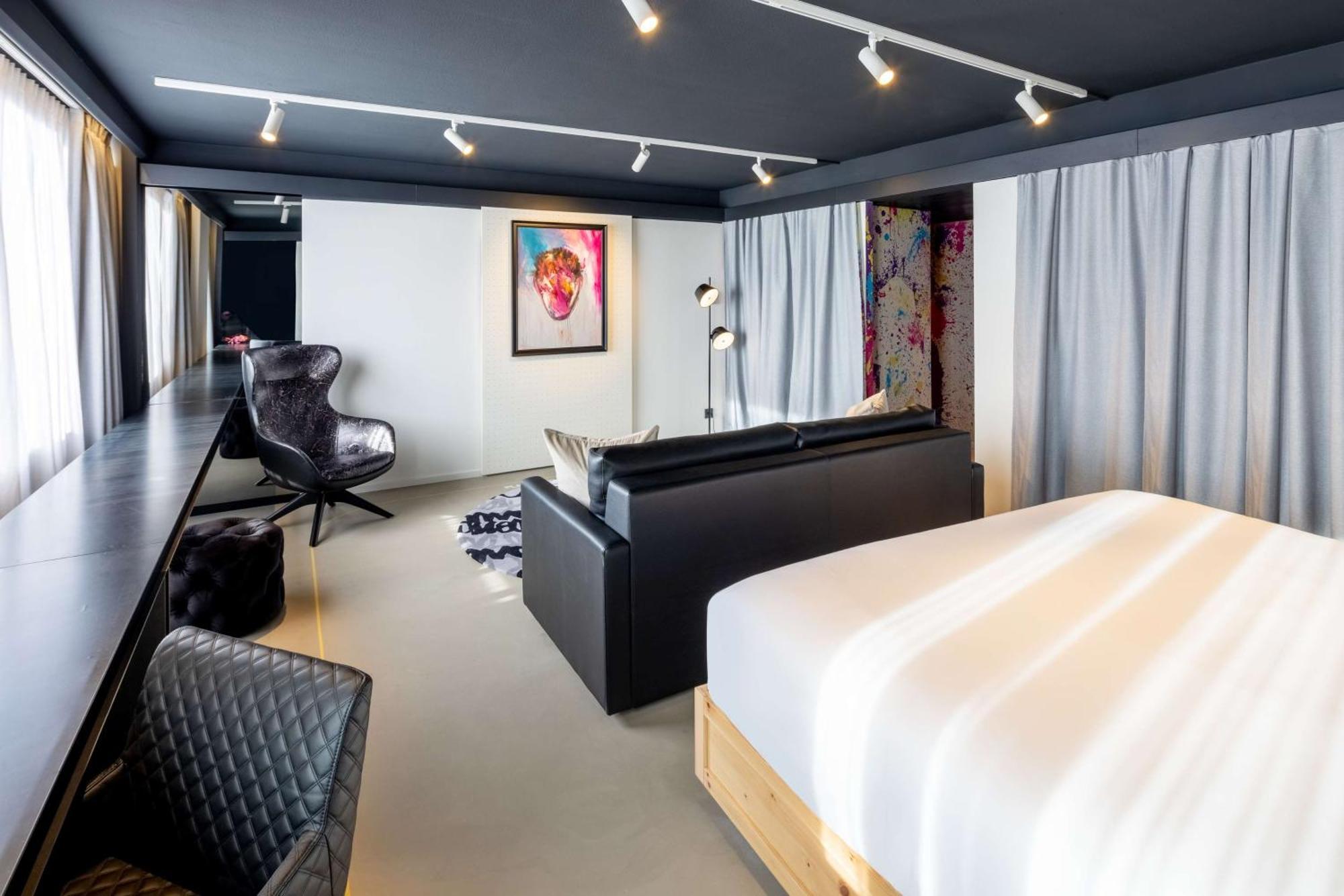 นาว บรัสเซลส์ บลูม Hotel Saint-Josse-ten-Noode ภายนอก รูปภาพ