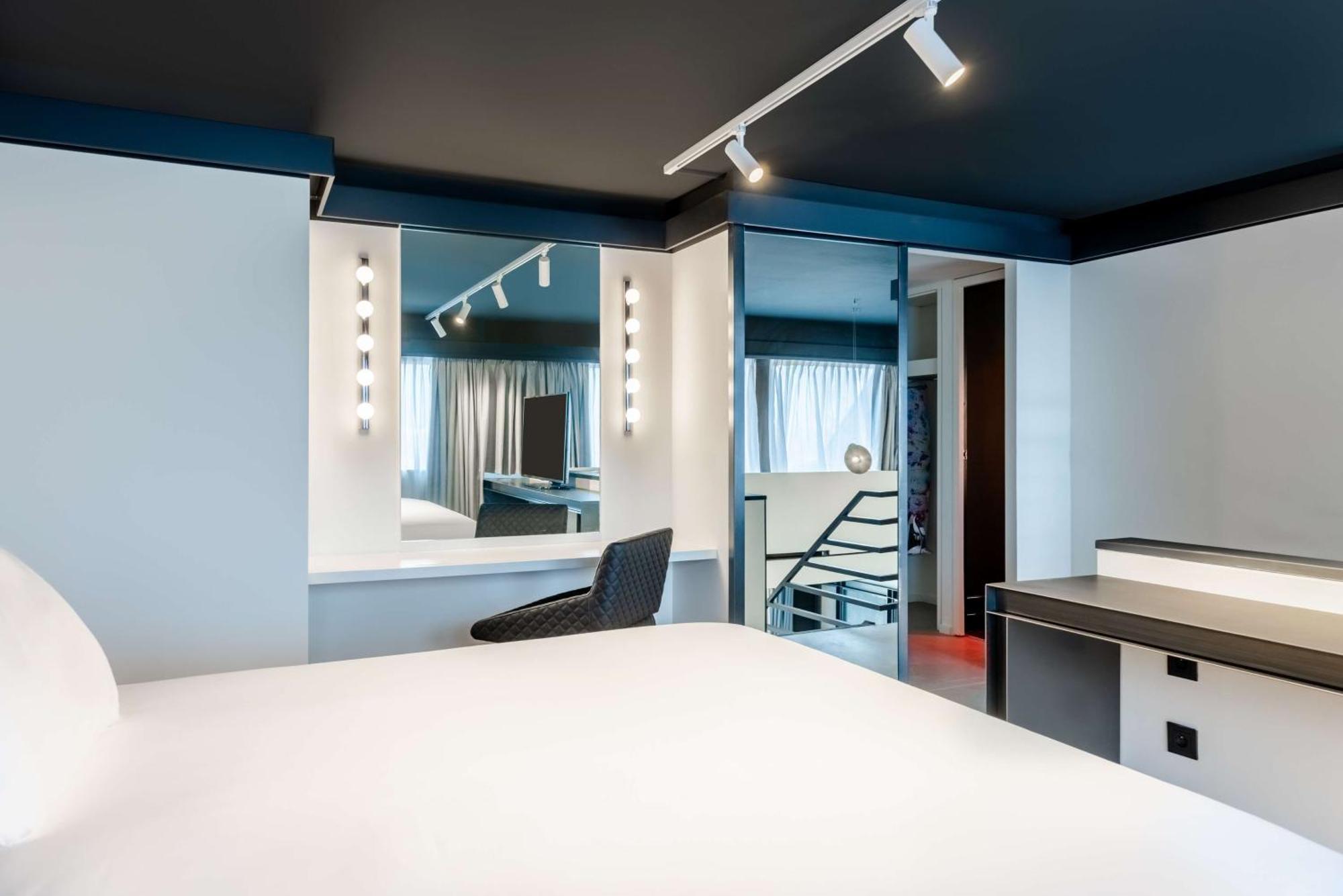 นาว บรัสเซลส์ บลูม Hotel Saint-Josse-ten-Noode ภายนอก รูปภาพ