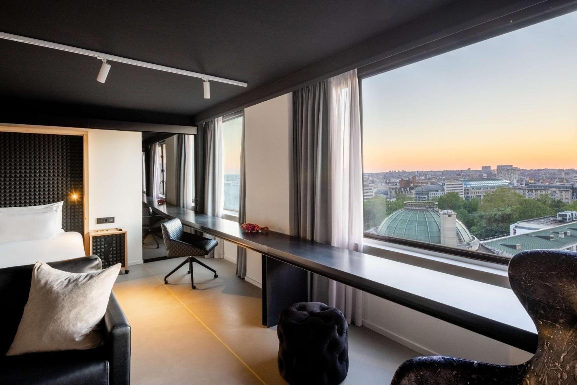 นาว บรัสเซลส์ บลูม Hotel Saint-Josse-ten-Noode ภายนอก รูปภาพ